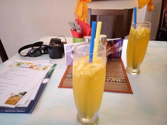 Indicka a Nepalska restaurace Om